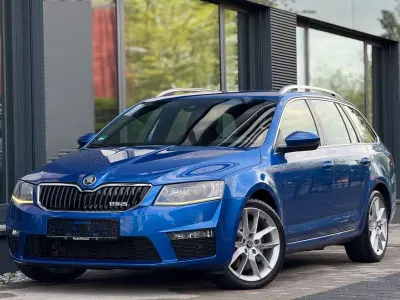 Używany Skoda Octavia RS 184 KM (135 kW) 2014 Niebieski Kombi
