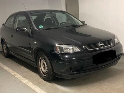Gebraucht Opel Astra 101 PS (74 kW) 2002 Schwarz Coupé
