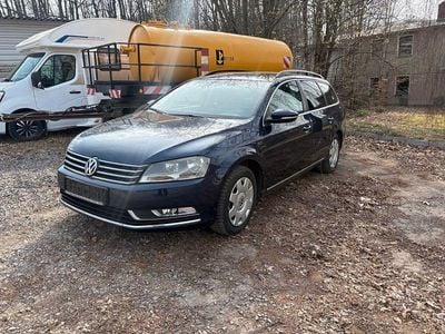 Gebraucht VW Passat Comfortline 122 PS (89 kW) 2014 Blau Kombi