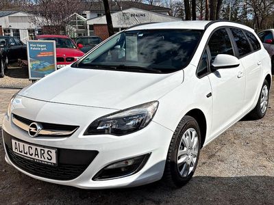 Gebraucht Opel Astra 110 PS (80 kW) 2012 Weiß Kombi