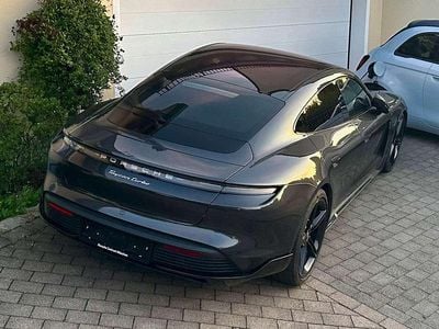Porsche Taycan Turbo