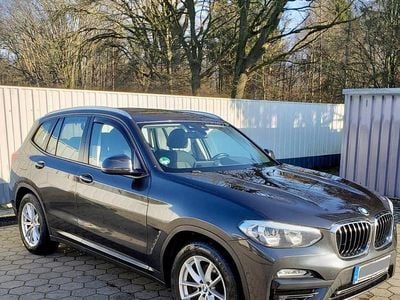 Grau Gebraucht 2019 BMW X3 SUV | 24.000 € (Etwas zu teuer)