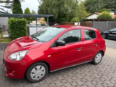 Gebraucht Mitsubishi Space Star 71 PS (52 kW) 2013 Rot Van / Kleinbus