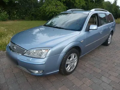 Gebraucht Ford Mondeo Ghia 145 PS (106 kW) 2006 Blau Kombi