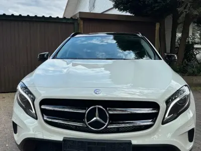 Gebraucht Mercedes GLA200 156 PS (114 kW) 2014 Weiß SUV