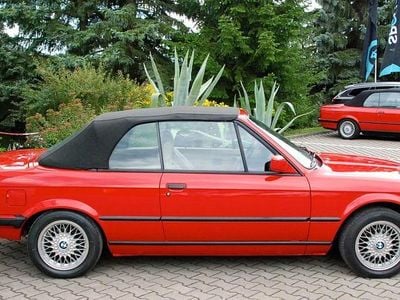 Gebraucht BMW 320 Sport Line 129 PS (94 kW) 1990 Rot Cabrio