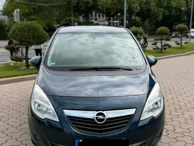 Gebraucht Opel Meriva Edition 95 PS (69 kW) 2013 Blau Van / Kleinbus