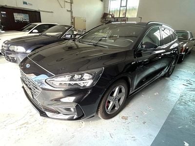 Second-hand Ford Focus ST-Line 150 CP (110 kW) 2020 Negru Break