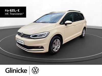 Neu VW Touran Trendline 150 PS (110 kW) 2026 Beige Van / Kleinbus
