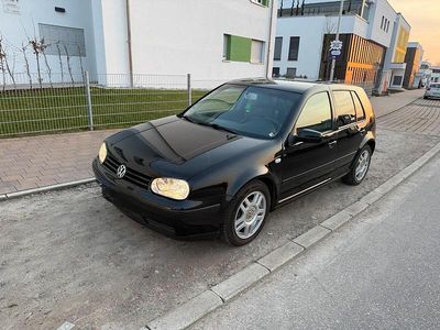 Gebraucht VW Golf IV 105 PS (77 kW) 2000 Schwarz Kleinwagen