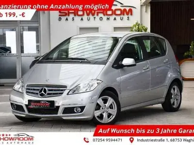 Gebraucht Mercedes A200 Avantgarde 136 PS (100 kW) 2011 Silber Limousine