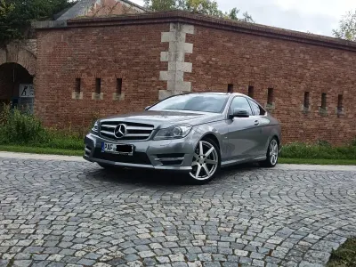 Gebraucht Mercedes C250 AMG 204 PS (150 kW) 2011 Coupé