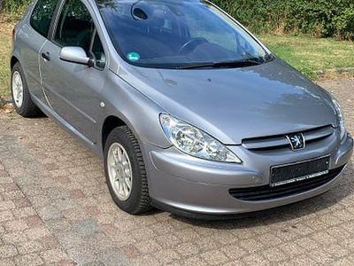 Gebraucht Peugeot 307 Quiksilver 109 PS (80 kW) 2004 Grau Coupé