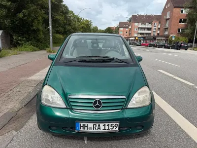 Gebraucht Mercedes A190 Elegance 125 PS (91 kW) 2000 Grün Limousine