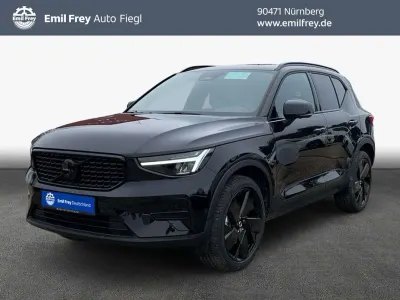 Neu Volvo XC40 Plus 197 PS (144 kW) 2026 Onyx black metallic SUV