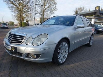 Usata Mercedes E320 Avantgarde 224 CV (164 kW) 2009 Argento Berlina
