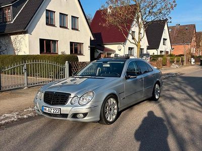 Silber Gebraucht 2007 Mercedes E280 Limousine | 5.900 € (Fairer Preis)