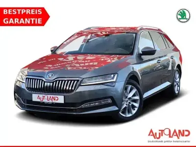 Gebraucht Skoda Superb Ambition 150 PS (110 kW) 2023 Grau Kombi