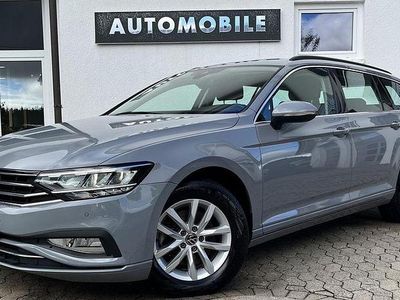 Gebraucht VW Passat Business 150 PS (110 kW) 2023 Mondsteingrau Kombi