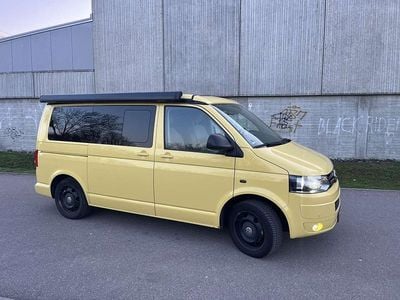 Second-hand VW T5 Beach 179 CP (131 kW) 2012 Galben Van