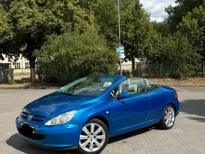 Gebraucht Peugeot 307 CC 136 PS (100 kW) 2004 Blau Cabrio