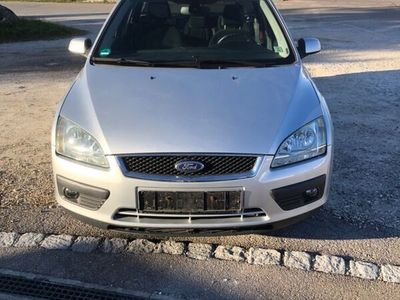 gebraucht Ford Focus Turnier Ghia