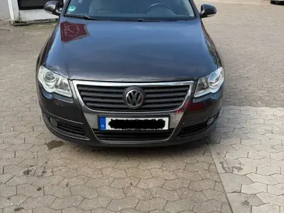 Gebraucht VW Passat Comfortline 170 PS (125 kW) 2008 Braun Limousine