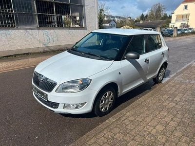 Gebraucht Skoda Fabia Cool Edition 86 PS (63 kW) 2014 Weiß Limousine