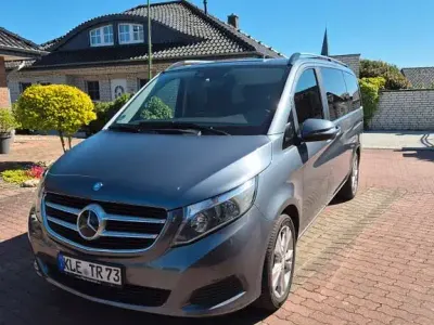 Gebraucht Mercedes V250 190 PS (139 kW) 2015 Blau Van / Kleinbus