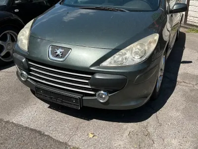 Gebraucht Peugeot 307 CC 109 PS (80 kW) 2007 Grün Cabrio