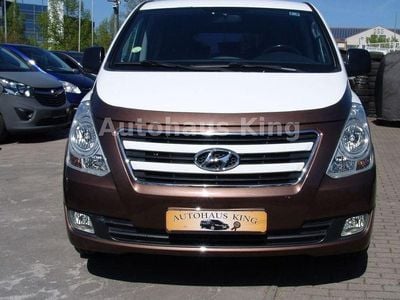 Second-hand Hyundai H-1 Premium 170 CP (125 kW) 2017 Negru Monovolum