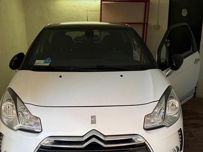 Gebraucht Citroën DS3 70 PS (51 kW) 2013 Weiß Limousine