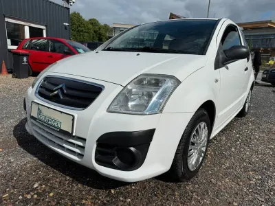 Gebraucht Citroën C2 Tonic 73 PS (53 kW) 2009 Blanc banquise Kleinwagen