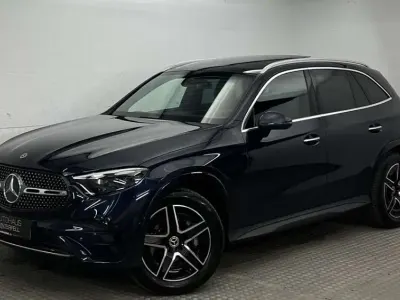 Gebraucht Mercedes GLC300 AMG 269 PS (197 kW) 2024 Nautikblau (metallic) SUV