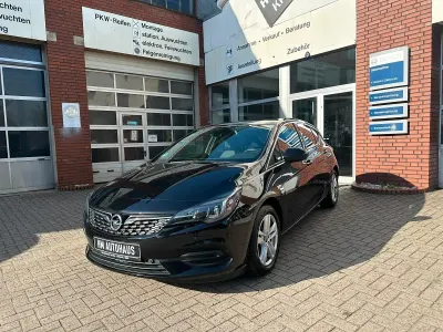 Gebraucht Opel Astra Elegance 131 PS (96 kW) 2020 Schwarz Limousine