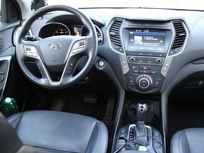 Weiß Gebraucht 2017 Hyundai Santa Fe Premium SUV | 22.400 € (Fairer Preis)