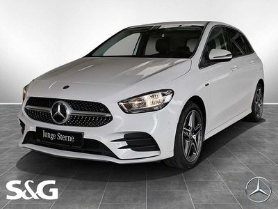 Unilack polarweiß Gebraucht 2021 Mercedes B250e AMG line Van / Kleinbus | 21.860 € (Fairer Preis)