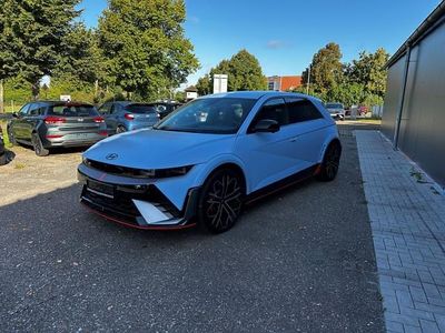Blau Gebraucht 2024 Hyundai Ioniq Active Kleinwagen | 56.990 € (Fairer Preis)