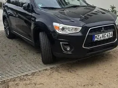 Gebraucht Mitsubishi ASX Intense 150 PS (110 kW) 2013 Schwarz SUV