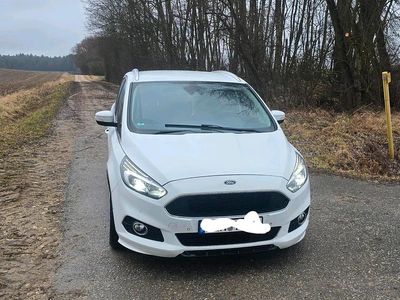 Gebraucht Ford S-MAX Titanium 150 PS (110 kW) 2016 Weiß Van / Kleinbus