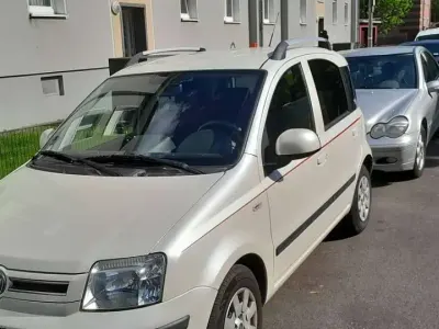 Używany Fiat Panda Dynamic 69 KM (50 kW) 2011 Biały Hatchback