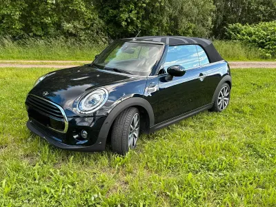 Gebraucht Mini Cooper Cabriolet 132 PS (97 kW) 2020 Blau Cabrio