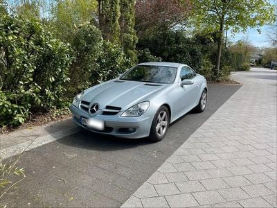 Usata Mercedes SLK200 163 CV (119 kW) 2004 Argento Cabrio