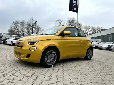 Usado Fiat 500 65 CV (47 kW) 2026 Amarillo Utilitario