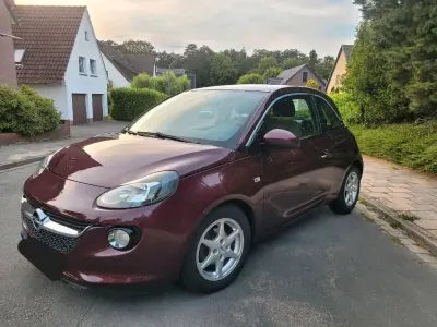 Gebraucht Opel Adam 69 PS (50 kW) 2014 Rot Kleinwagen