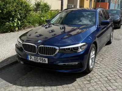 Gebraucht BMW 520 190 PS (139 kW) 2018 Blau Kombi