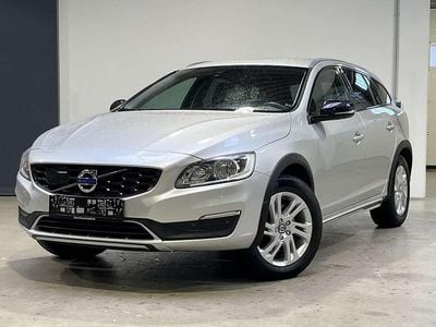 Gebraucht Volvo V60 CC 150 PS (110 kW) 2018 Silber Kombi
