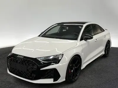 Neu Audi RS3 Ambiente 400 PS (294 kW) 2026 Weiß Limousine
