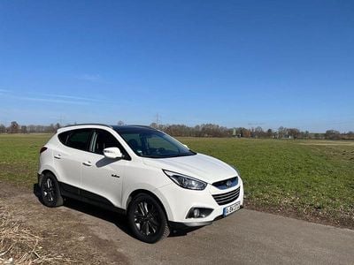 Gebraucht Hyundai Tucson Style 116 PS (85 kW) 2015 Weiß SUV