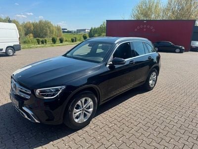 Mercedes GLC300